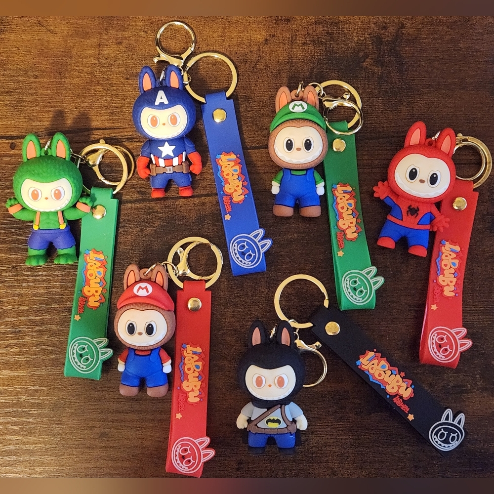 LABUBU BAG CHARM/KEYRING